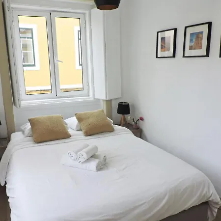 New Charming Flat - Center Appartement Lissabon